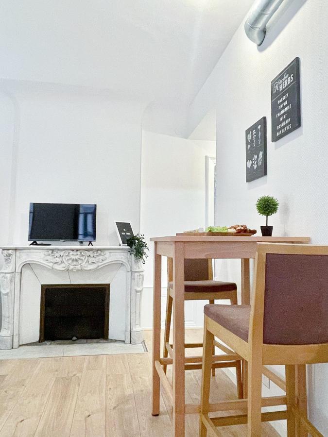 Le Petit Epicier Apartment Mulhouse Bagian luar foto